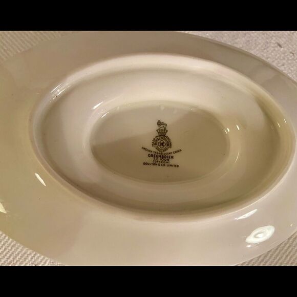 Royal Doulton Greenbrier Gravy Boat With Attached Underplate Made in England EVC - Picture 10 of 11
